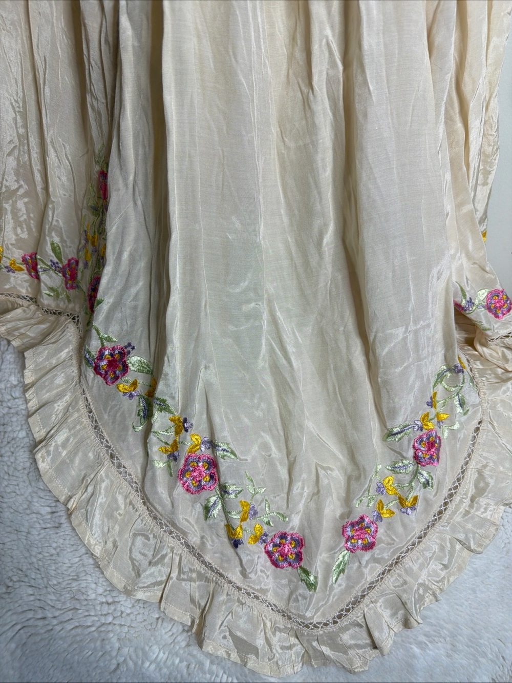 Free people Full Bloom Colorful Embroidered Handkerchief Hem Tunic top L - Picture 10 of 11